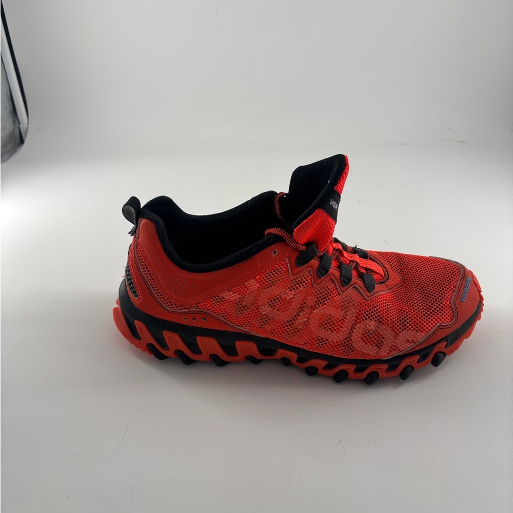 Adidas Vigor TR 4 Red Black Athletic Running Sneakers Men’s Size 10 C75596